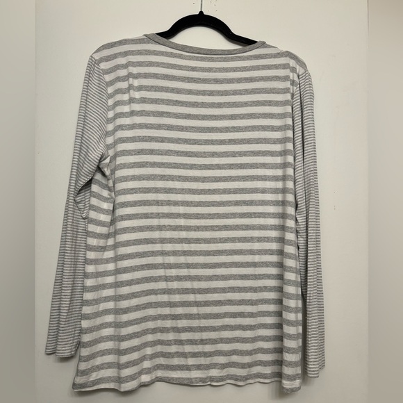 Athleta Large striped gray and white long sleeve - Picture 5 of 5